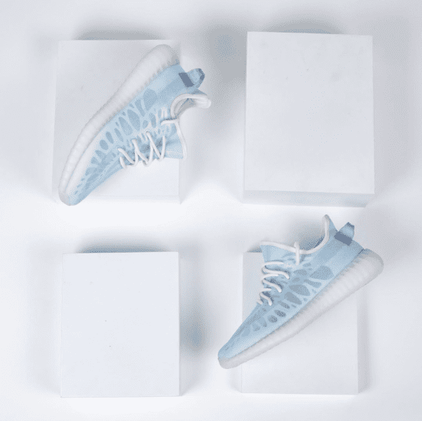 YEEZY BOOST 350 V2 MONO ICE‏