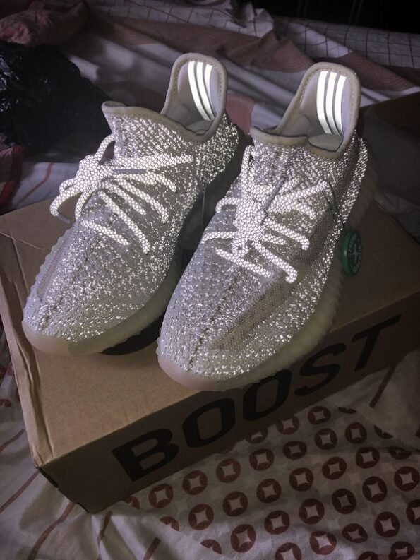 YEEZY BOOST 350 V2 LUNDMARK (REFLECTIVE)‏